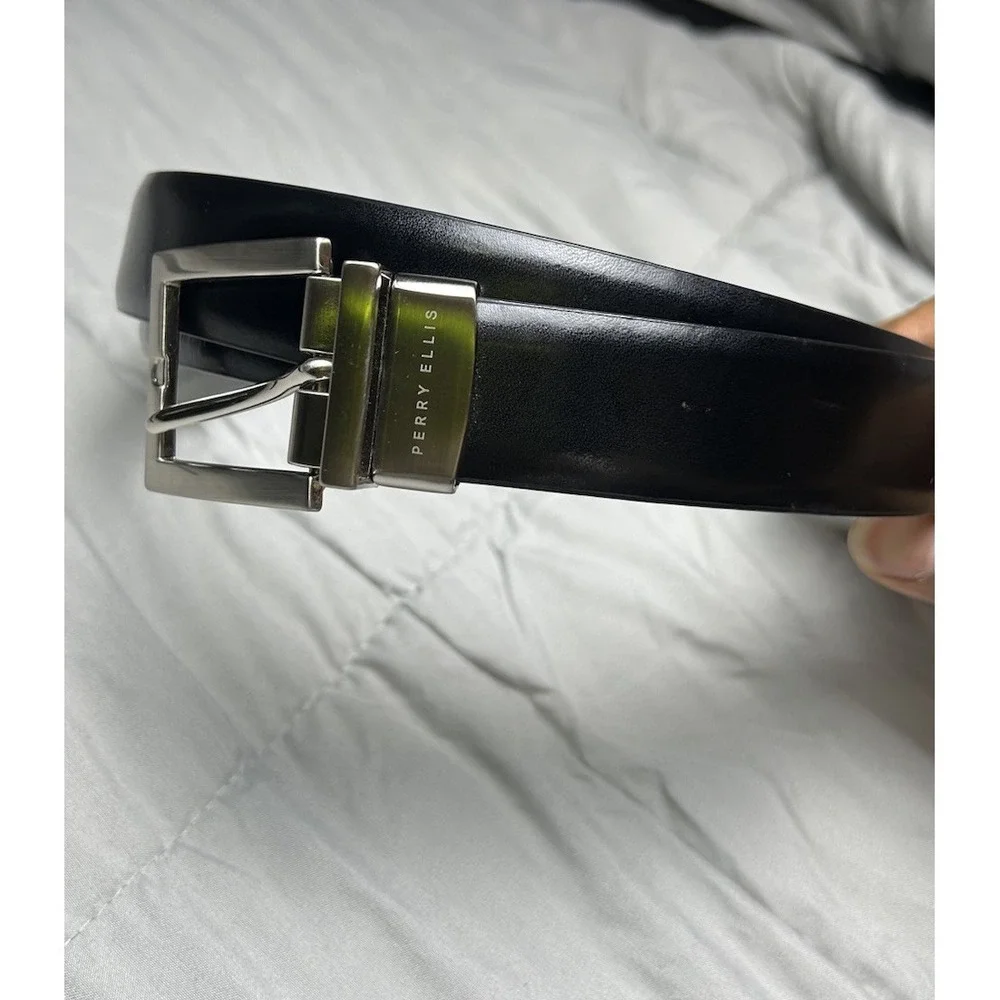 New Size 42 Perry Ellis Men's Black / Brown Reversible Leather Belt